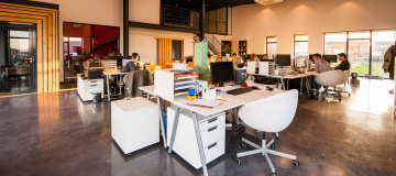 Cơ quan, tổ chức hỗ trợ