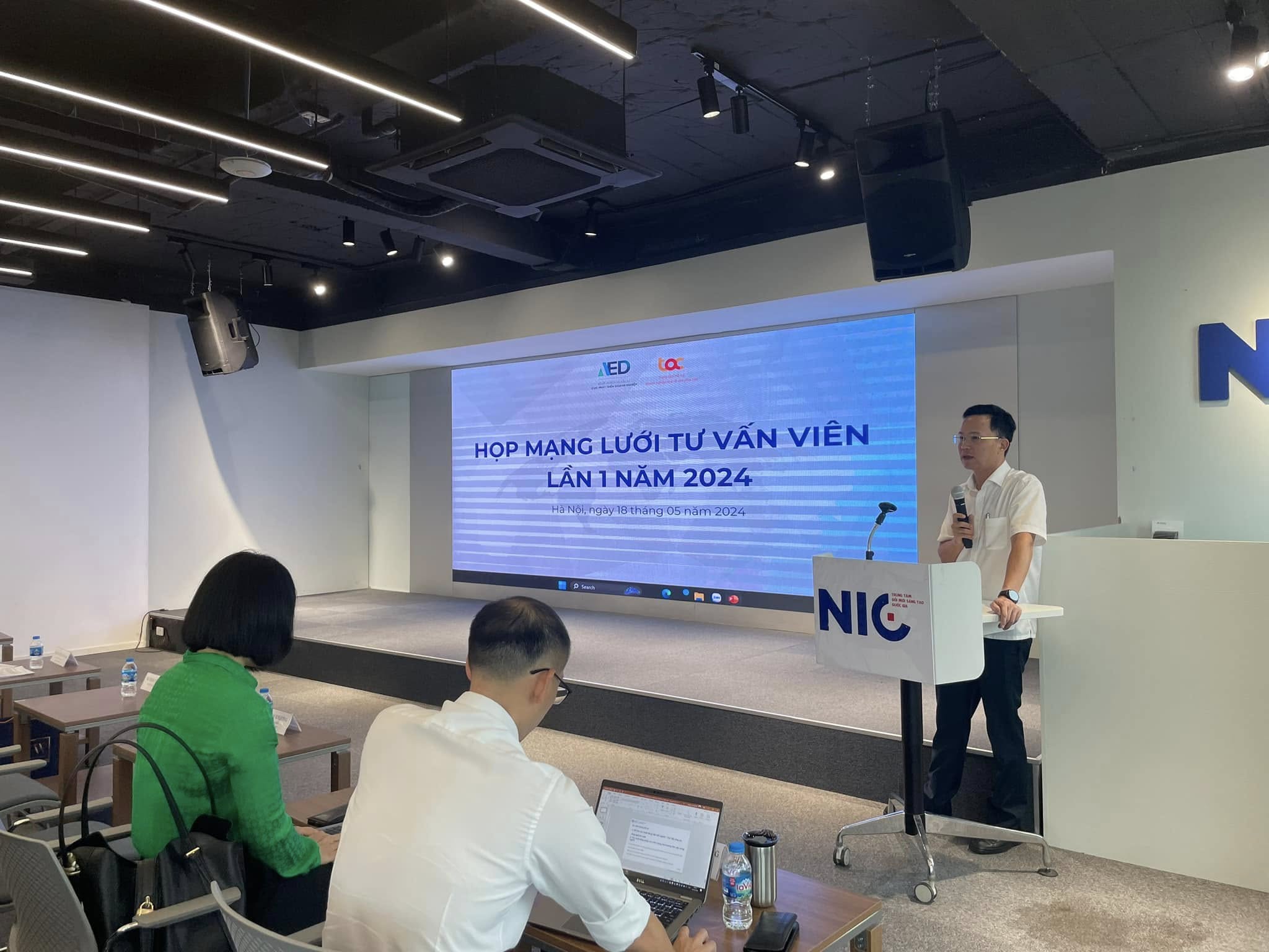 Họp mạng lưới tư vấn viên năm 2024